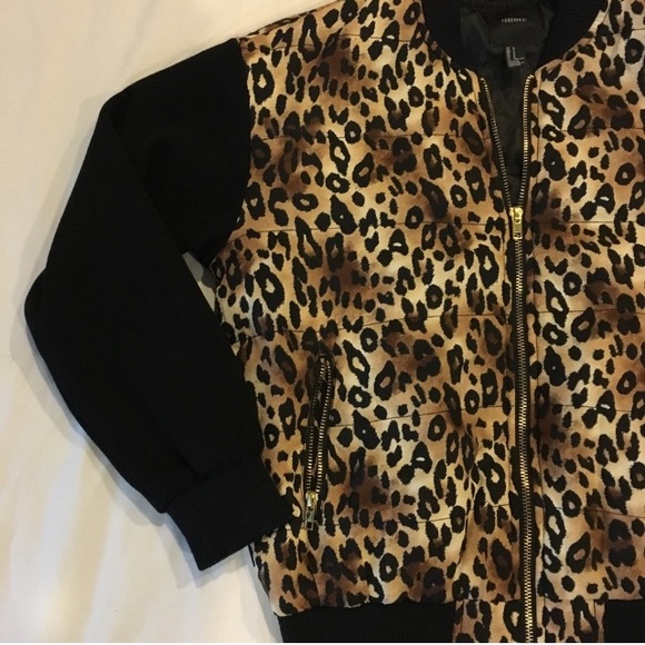 Forever 21 Jackets & Blazers - Forever 21 Jacket